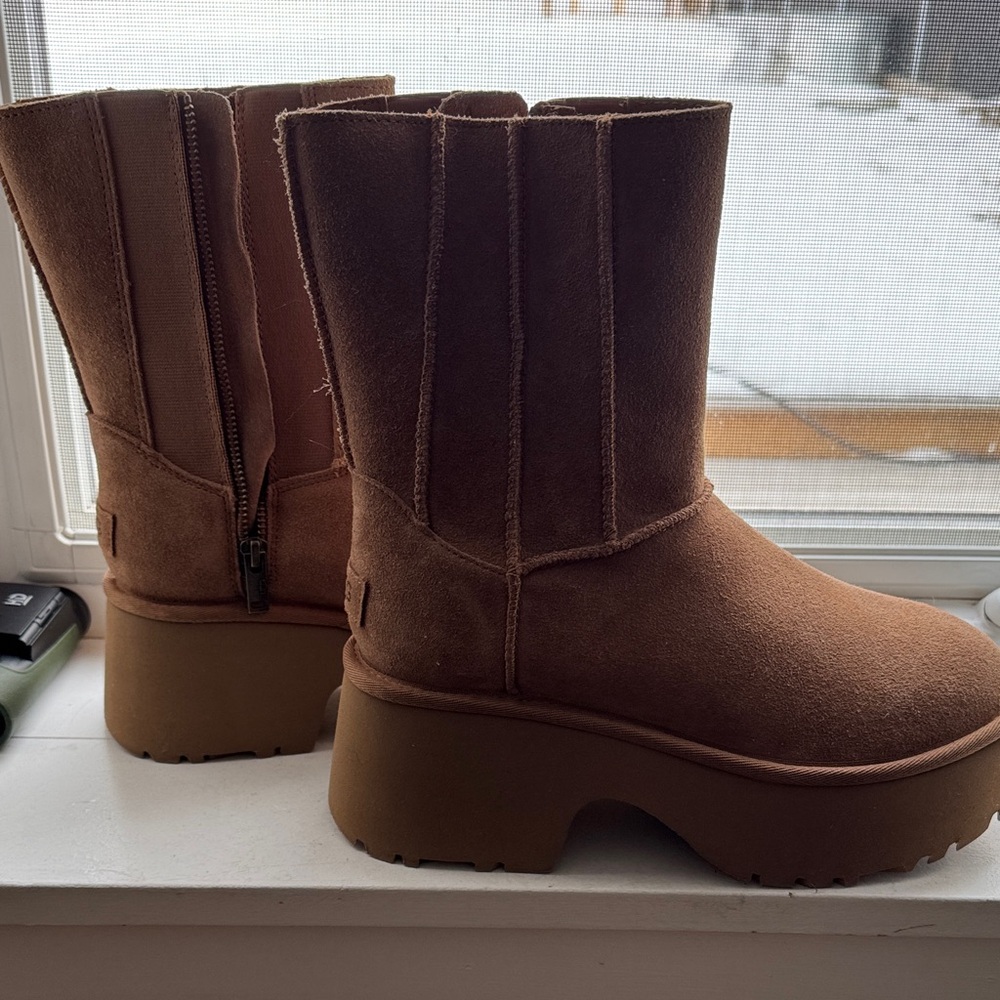 UGG Tan Winter Boots, Classic twin seam platform boots.